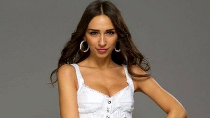 Дарья Пономарева - участница 1 сезона шоу Холостяк на ТНТ