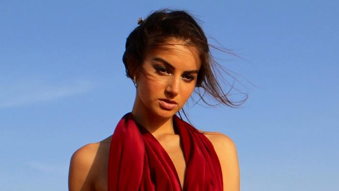 Елена Болотнова - участница 1 сезона Холостяк на ТНТ