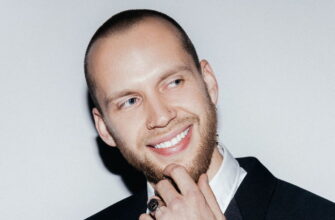 Герой шоу "Холостяк" на ТНТ 7 сезон - Антон Криворотов